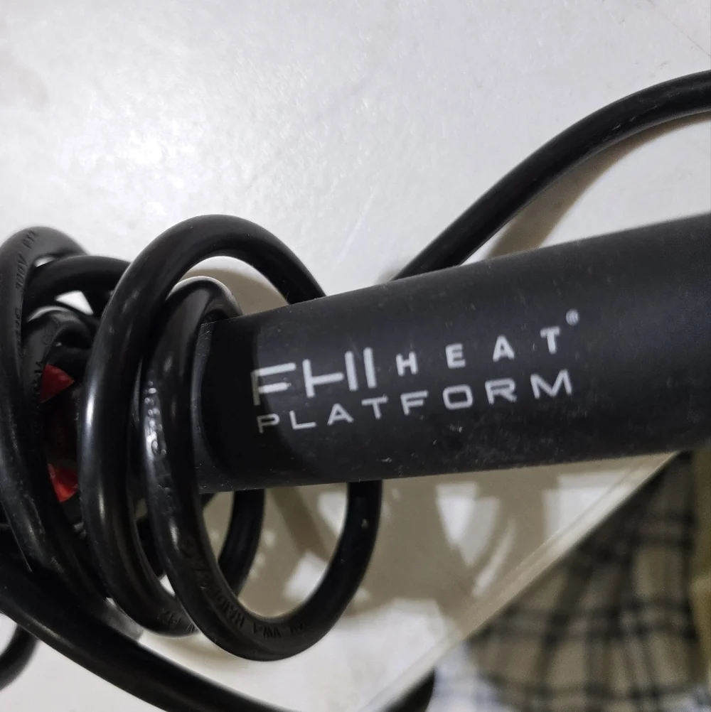 FHI Heat Curling Iron, Platform Bounce Pro, Red And Black